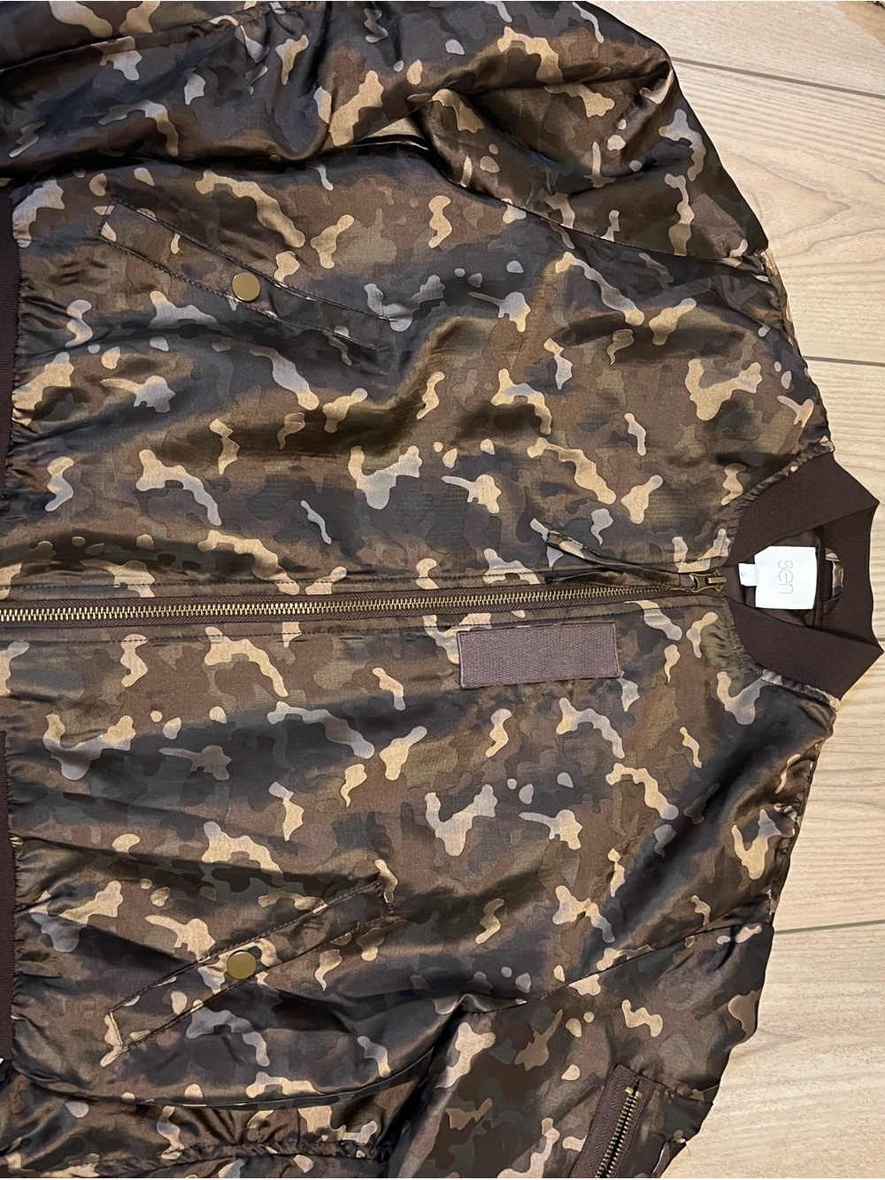 Women’s Camo Bomber Jacket in Brown/Olive